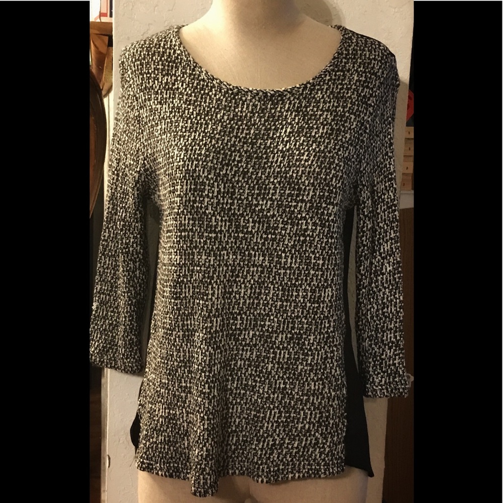 Shasa lightweight sweater‼️NWT